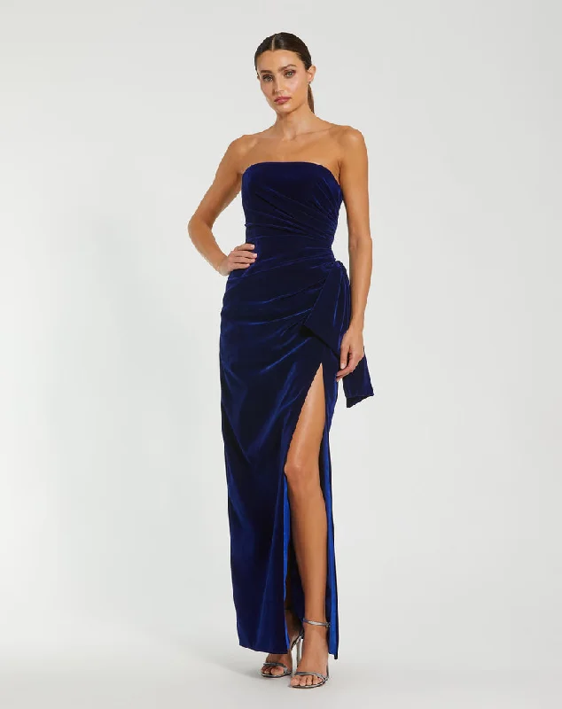 Mac Duggal 55080 Long Formal Fitted Velvet Prom Dress