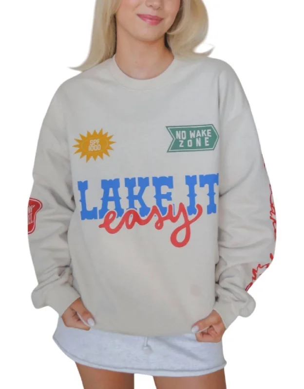 Lake It Easy Sweatshirt In Sand