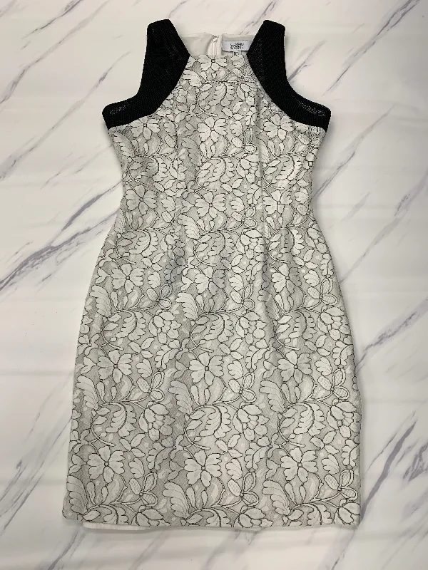 Dress Designer Badgley Mischka, Size 2