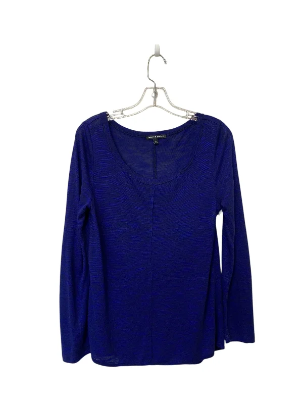 Top Long Sleeve By Cable And Gauge In Blue, Size: M