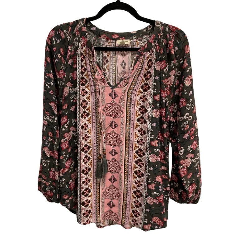 Top Long Sleeve By Clothes Mentor In Floral Print, Size: M